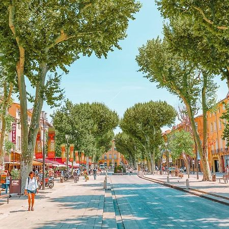 Logement Prive, Spacieux Et Moderne, Situe Entre Le Luberon, La Cote Marseillaise, La Provence Et Ses Richesses. Пертюи Экстерьер фото